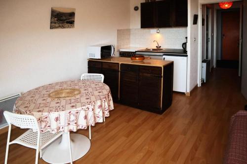 Résidence Les Carlines - Studio 4 personnes 1650 MAE-6174 Résidence Les Carlines - Studio 4 personnes 1650 MAE-6174