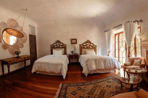 Zahar Boutique Stay Volcano Views and Pool, Antigua Guatemala (foto 8)