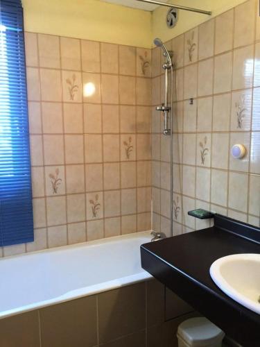 Résidence Le Pic Vert - LE PIC VERT - 2 pièces pour 6 personnes MAE-3931 Résidence Le Pic Vert - LE PIC VERT - 2 pièces pour 6 personnes MAE-3931