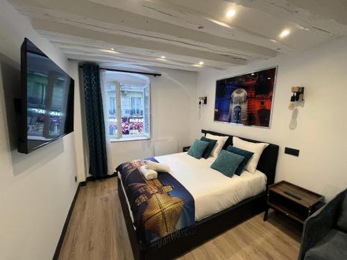 Urban Flat 175 - Loft St Denis - image 4
