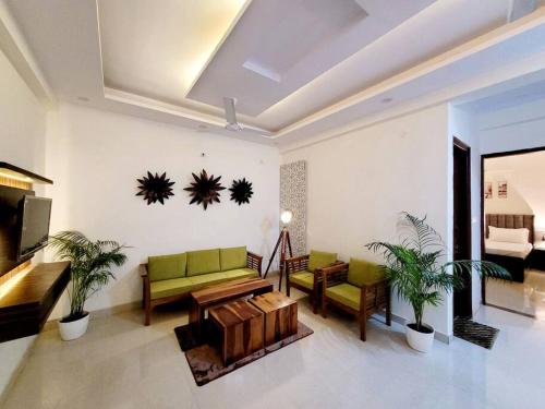 Nirvaná Entire 2BHK Apartment In Noida 63 A