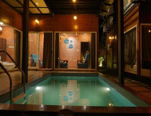 Skats, Vayalada View Point Resort  in Chemancheri