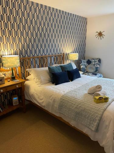 No 12 - Accommodation - Lyme Regis