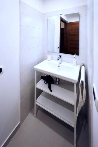 Cataneasy Rooms – Catania, CA