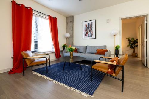 Modern Nulu 2BR CozySuites Unit 03 in Louisville, USA