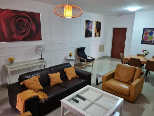 Beautiful 3-Bed Apartment in Kilamba - Luanda