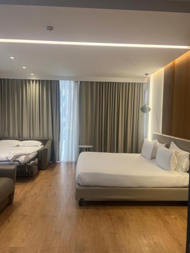 Black Diamond Hotel - image 5