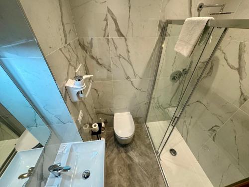 Hotel Fontana - image 12