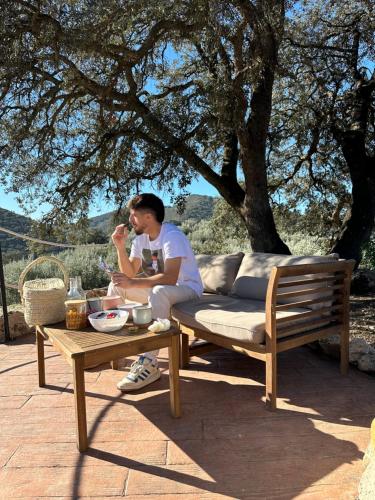 CORTIJO COLOMO rural - BUBBLE SUITE 19 in Almedinila