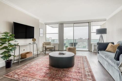 CozySuites 800 Tower 1BR with gym! 05 in Louisville, USA
