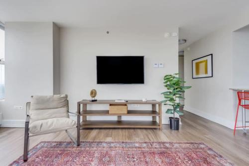 CozySuites 800 Tower 1BR with gym! 09 in Louisville, USA