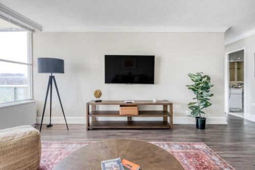 CozySuites 800 Tower 1BR with gym! 15 in Louisville, USA