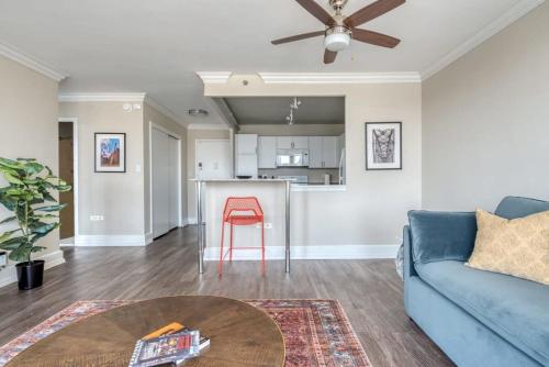 CozySuites 800 Tower 1BR with gym! 15 in Louisville, USA