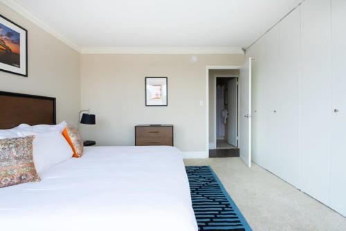 CozySuites 800 Tower 1BR with gym! 15 in Louisville, USA