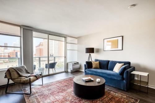 CozySuites 800 Tower 1BR with gym! 14 in Louisville, USA
