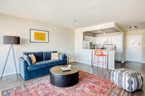CozySuites 800 Tower 1BR with gym! 14 in Louisville, USA