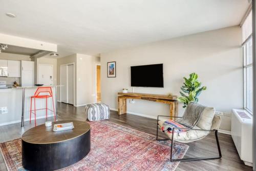 CozySuites 800 Tower 1BR with gym! 14 in Louisville, USA