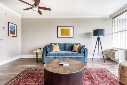 CozySuites 800 Tower 1BR with gym! 12 in Louisville, USA