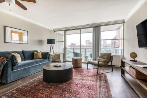 CozySuites 800 Tower 1BR with gym! 12 in Louisville, USA