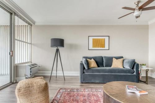TWO 800 Tower CozySuites with gym! 10FL in Louisville, USA