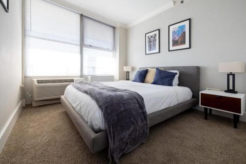 CozySuites 800 Tower 2BR with gym! 32 in Louisville, USA