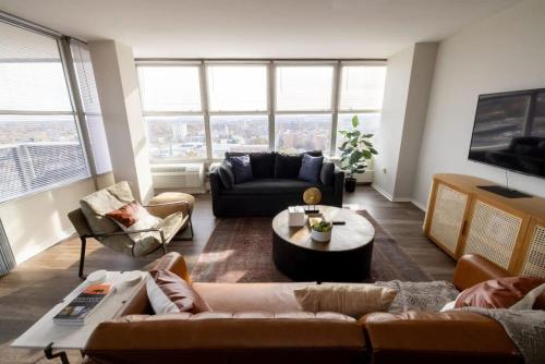 CozySuites 800 Tower 2BR with gym! 33 in Louisville, USA