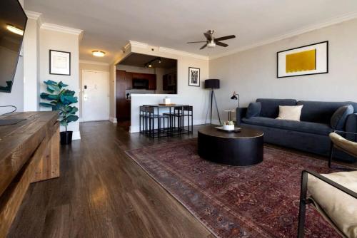 CozySuites 800 Tower 2BR with gym! 34 in Louisville, USA