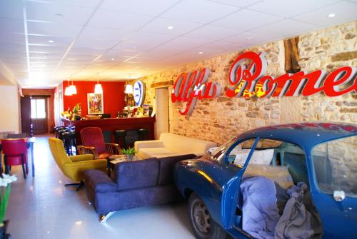 Banketu zāle, Chez Catharina Oldtimer B&B in Levoncourt