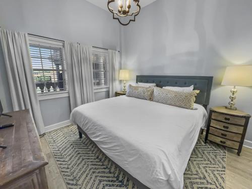 Twickenham Condo - image 10