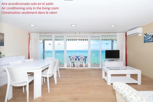 UHC Acantilados Family Apartments - image 3