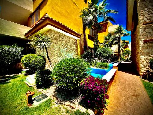 taman, Apartamento con piscina y playa cercana en Torrevieja, area de Punta Prima AQ-125 in Punta Prima