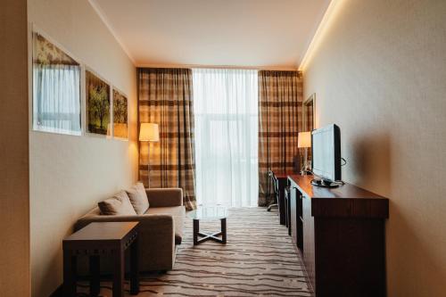 DoubleTree by Hilton Bratislava - image 2