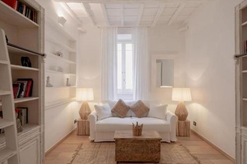 Spanish Steps-Trevi -Luma Suite, Рим (фото 5)