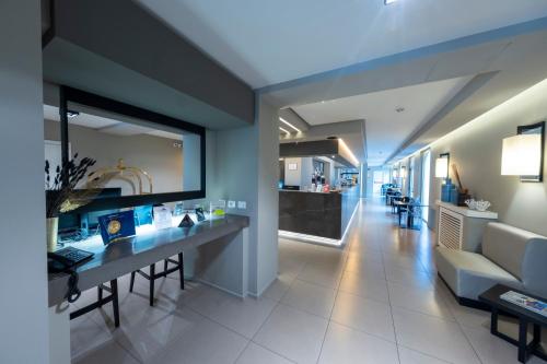 Airone City Hotel - image 6