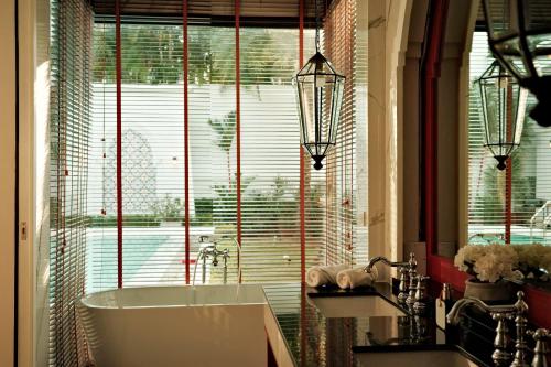 Menara - 3 BR Private Pool Villa - Moroccan Inspired - Bangtao Beach, Phuket (Foto 9)