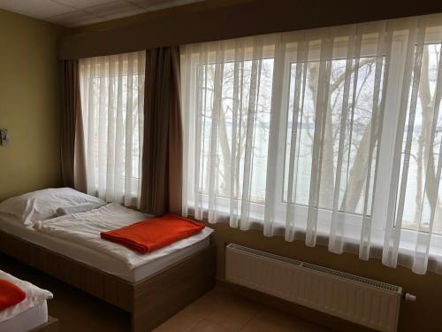 BF Hotel – Balatonfoldvar, AZ