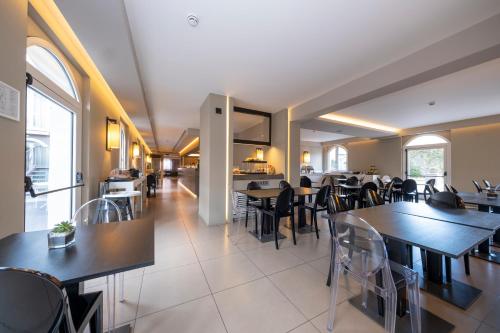 Food and beverages, Airone City Hotel in Catania