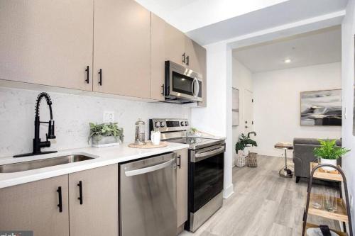 Amazing Capital Hill APT , Step away Gym, shopping in Washington, USA