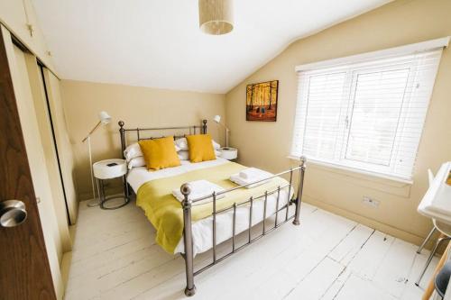 Charming & Stylish 2-Bed House - 20 min Walk to Centre, Bath (foto 3)
