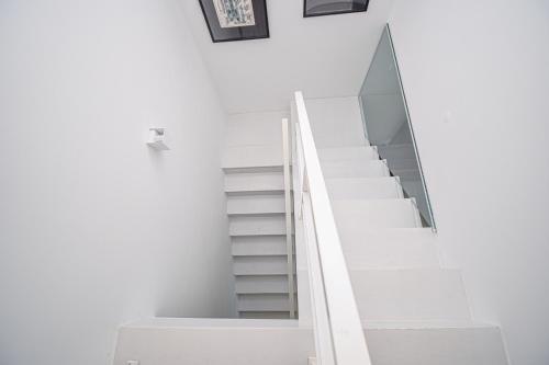 Spacious VIlla with Swiming Pool and Terrace Spacious VIlla with Swiming Pool and Terrace