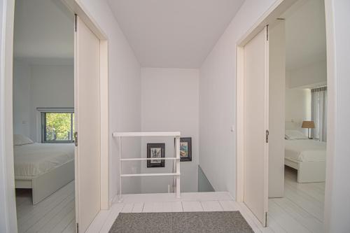 Spacious VIlla with Swiming Pool and Terrace Spacious VIlla with Swiming Pool and Terrace