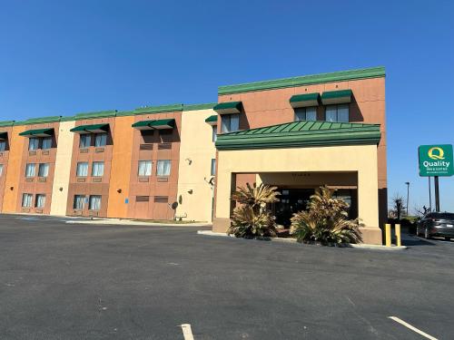 Quality Inn & Suites Hattiesburg North