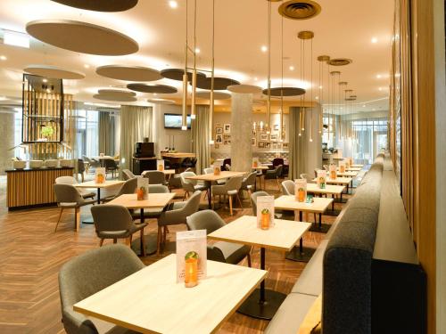 Holiday Inn Stuttgart an IHG Hotel - image 3