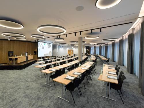 Holiday Inn Stuttgart an IHG Hotel - image 11