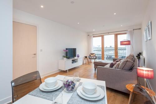 Glasgow City Flats - image 6