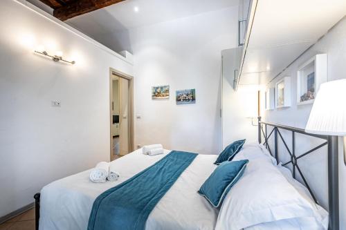 Two-Bedroom Apartment with Balcony image 3