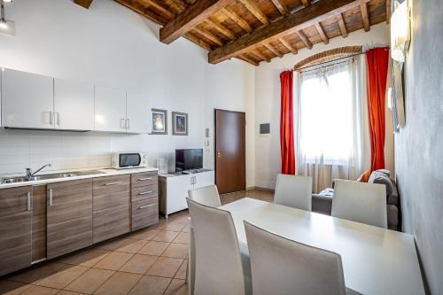 Two-Bedroom Apartment with Balcony image 4