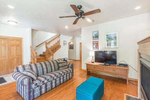 Portland Park Townhome - Unit 1 - main image
