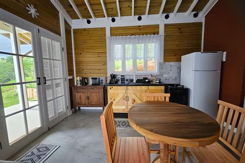 Kitchen, Alto da Mantiqueira - Ipe in Parque Rancho Alegre