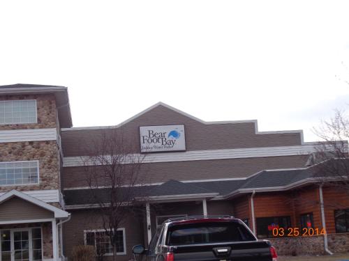 Country Inn & Suites by Radisson Prairie du Chien WI - image 34